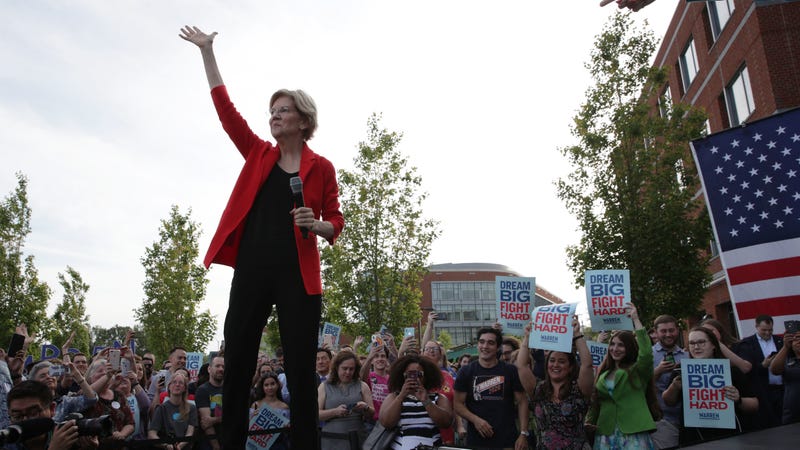 Illustration for article titled Elizabeth Warren and AOC Also Hated That Game of Thrones Finale