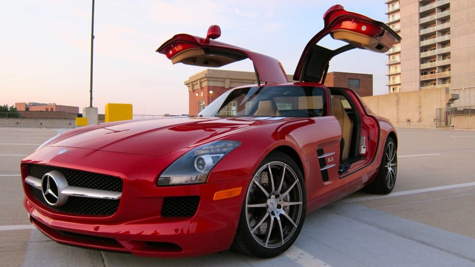Макларен SLS AMG