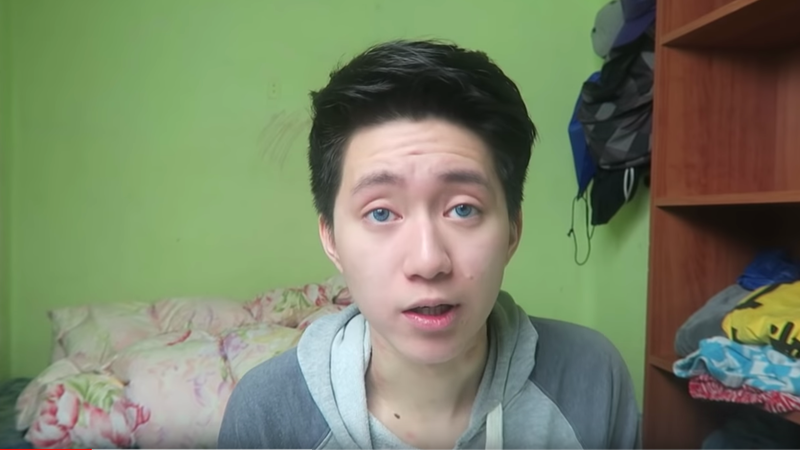 Illustration for article titled YouTuber Sentenced to Prison For Giving Homeless Man Toothpaste-Filled Oreos