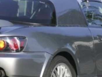 Illustration for article titled Spy Photos: Honda NSX Mule?