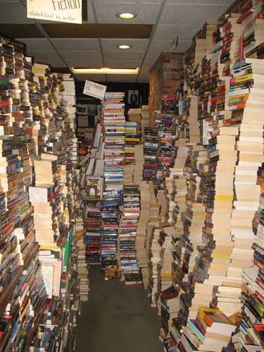 Illustration for article titled Describe Your Favorite Bookstore and Win Free Books!