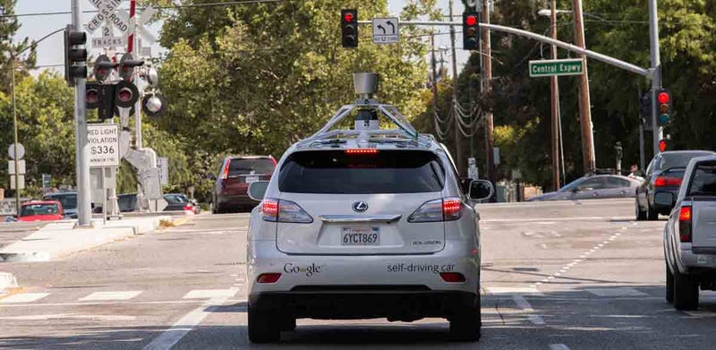 Illustration for article titled Cómo funciona el software que maneja los coches autónomos de Google