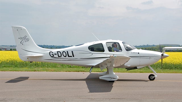 cirrus sr-20 pic by alec wilson on flickr if im flying ga but