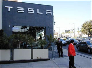Illustration for article titled Tesla Motors Opens First Dealership in LA