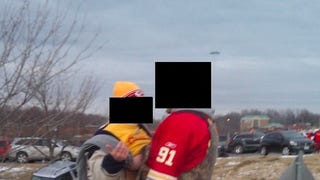 Kansas City Chiefs parking lot sex News, Video and photo