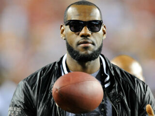 LeBron James (G Fiume/Getty Images)