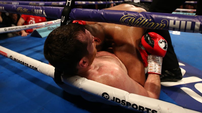 Illustration for article titled Undefeated Boxer Disqualified For Tackling, Then Biting His Opponent