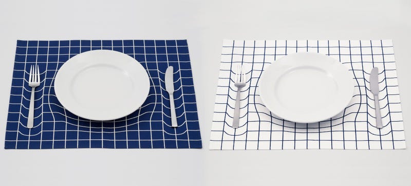 Illustration for article titled Optical Illusion Placemats Provide Subliminal Portion Control