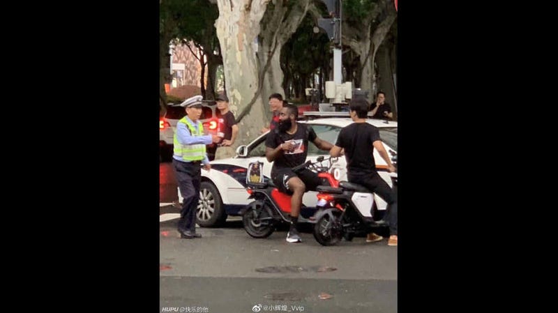 Illustration for article titled James Harden Pulled Over While Traveling