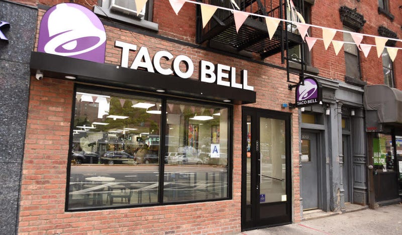 Illustration for article titled Taco Bell customer finds "doorknob" in nachos