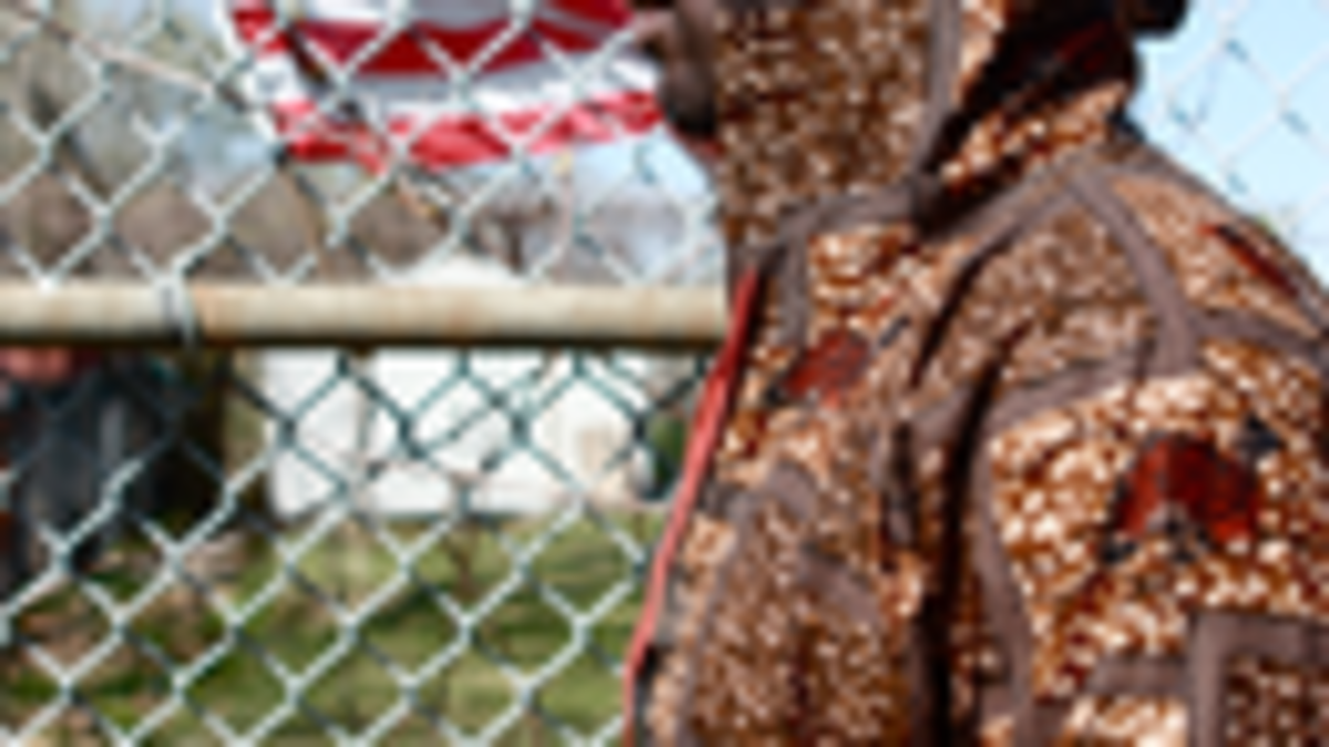 Illustration for article titled Haunted photo slides