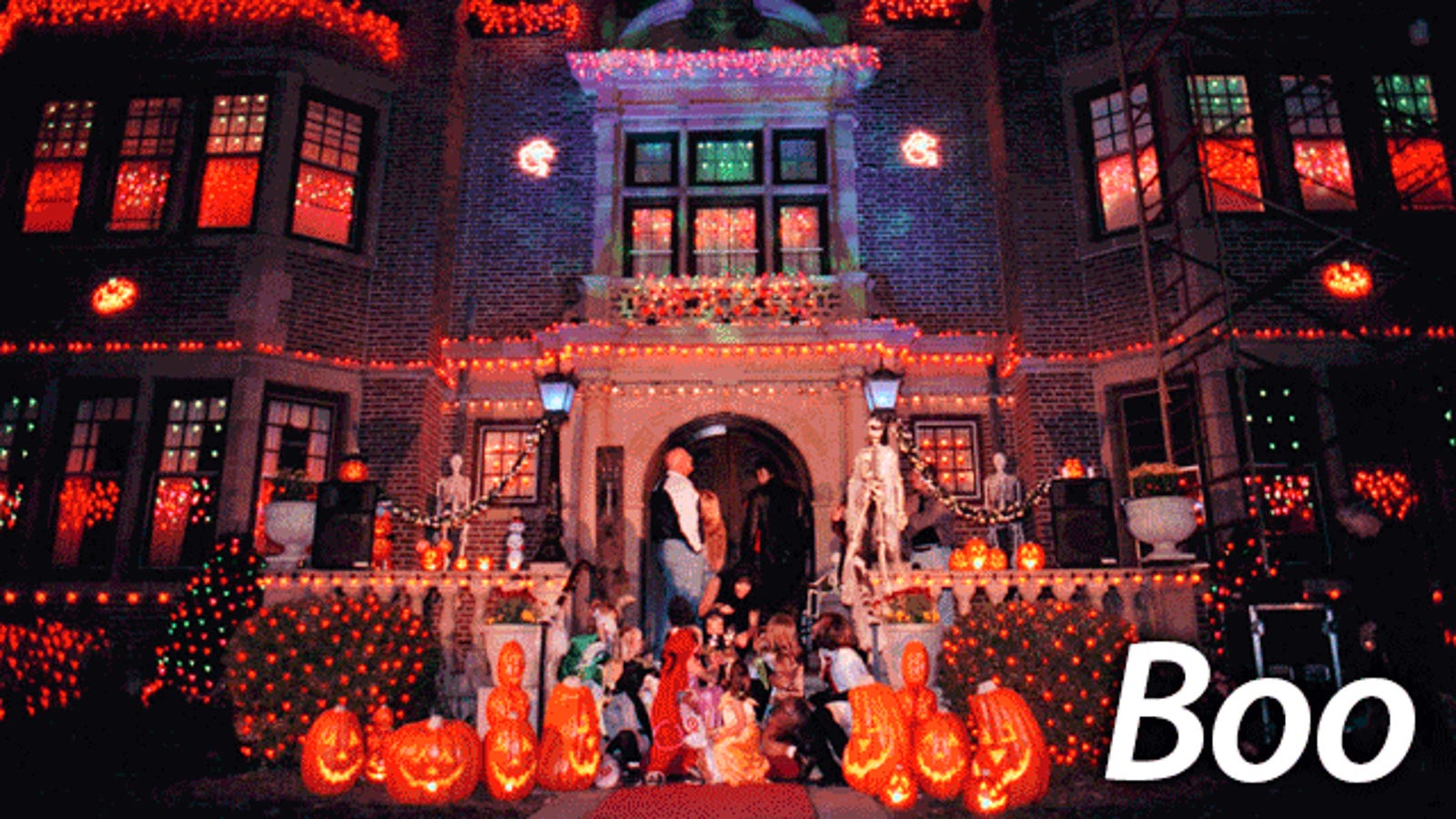 Everything You Need For The Best Trick Or Treating House In The