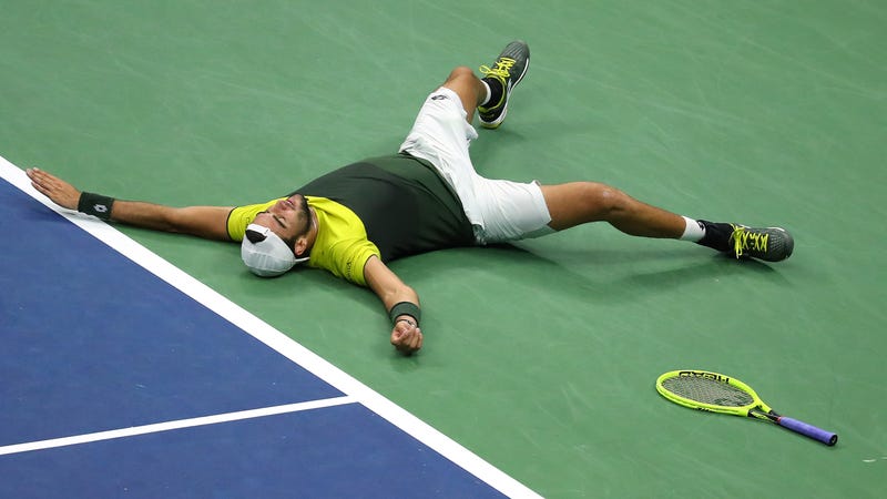 Illustration for article titled Delightfully Messy Quarterfinal Nearly Kills Matteo Berrettini, Gael Monfils, Everyone Watching