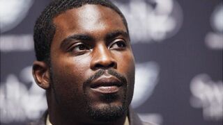 Illustration for article titled The NFL on Vick: The Pot Calling the Kettle Black