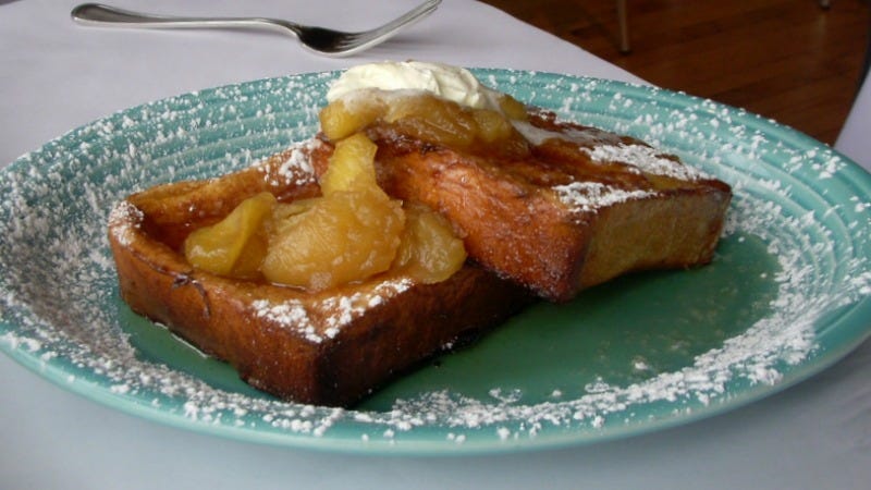 photo of Make Your Mornings Extra Delicious With Apple Pie Toast image