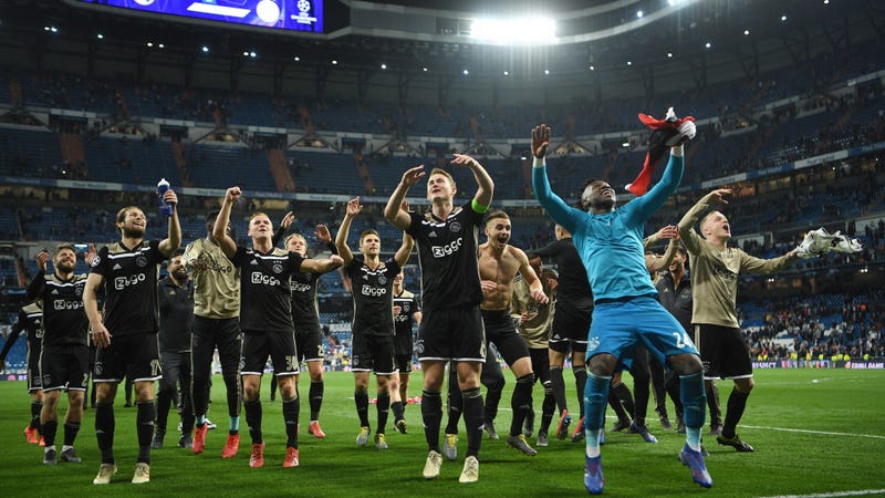 Illustration for article titled Ajax Poked Real Madrid In Eye, Socked Them In The Gut, And Tossed The Doubled-Over Body In A Wood Chipper