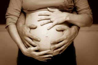 Illustration for article titled Midwives Are Often Safer Than Docs–Why Don't They Deliver More Babies?
