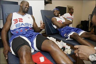 Illustration for article titled LeBron, Meet Your New Teammate: Shaquille O'Neal