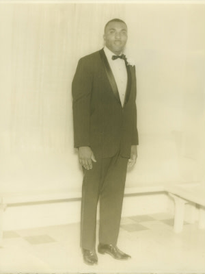 Illustration for article titled Real Dads, Real Style: Reader Photos