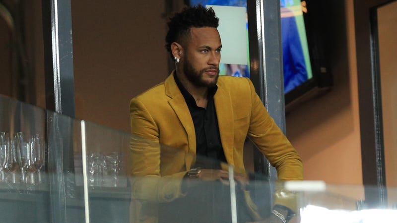Illustration for article titled Oh God, Neymar Is Really Doing This Again