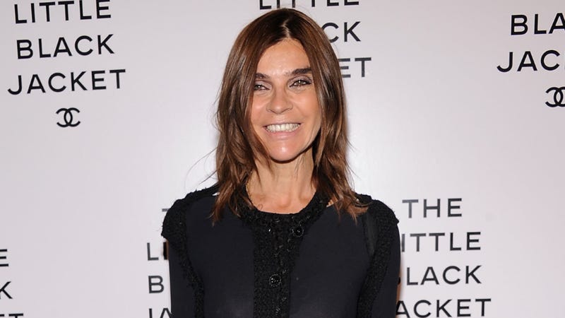 Illustration for article titled Carine Roitfeld Is Anti-Anorexia, Pro-Peeing Behind Cars