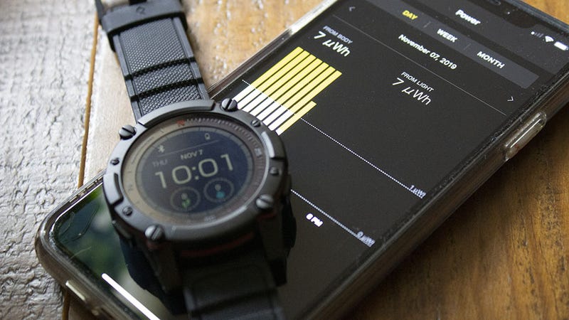 smart watch that charges with body heat