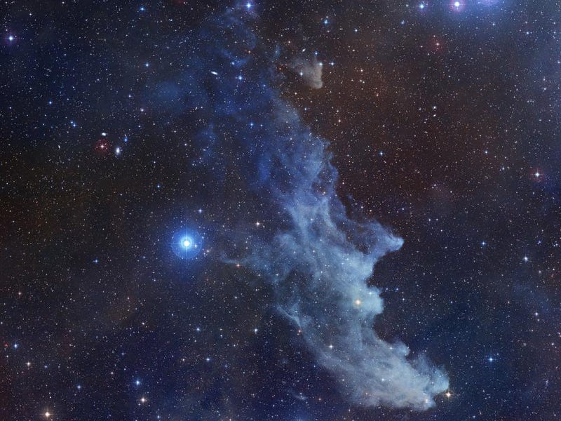 Illustration for article titled Ghostly Nebulae Haunt the Skies