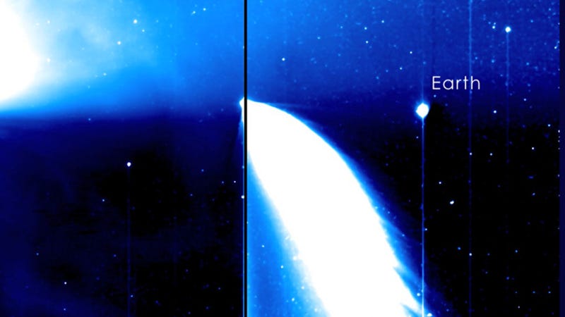 Illustration for article titled The Earth As Seen From 100 Million Miles Away