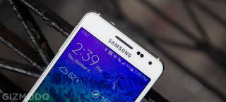 Illustration for article titled The Galaxy S6 Could Be (Almost) Free of Annoying Bloatware