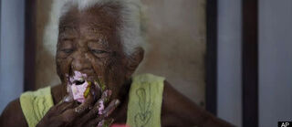 Illustration for article titled Cuba Woman Turns the Big 126