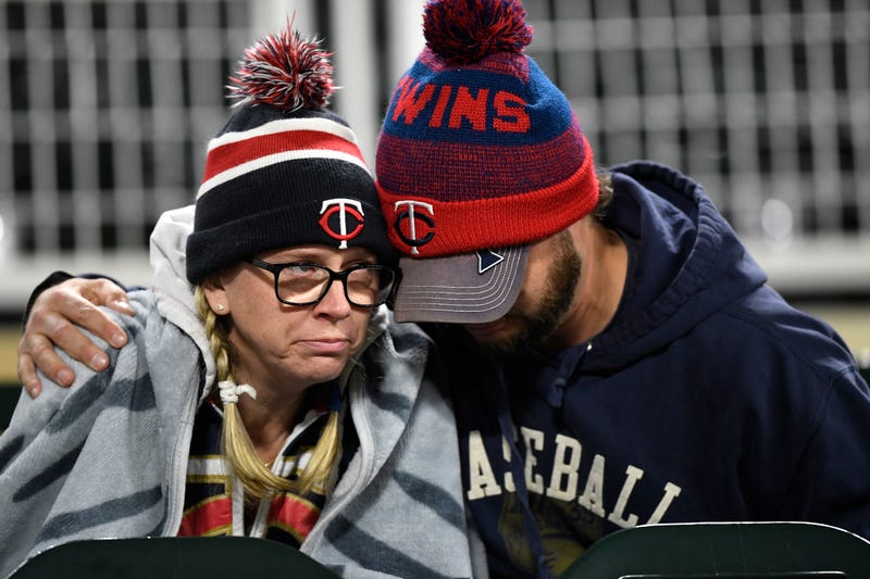 Illustration for article titled How Is The Twins' Playoff Losing Streak Even Possible?