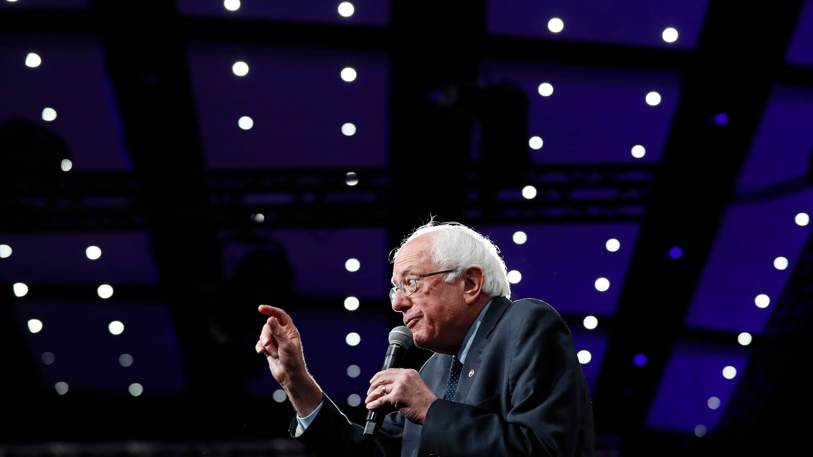 Bernie Sanders' $16 Trillion Climate Plan Is Nothing Short of a Revolution