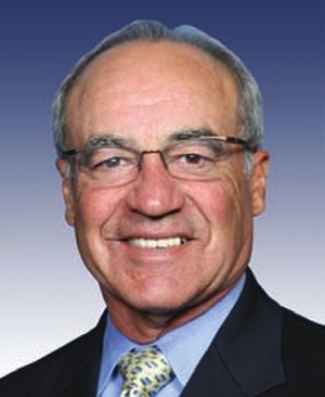 Illustration for article titled Congressman Calls For Health Warnings On Violent Games