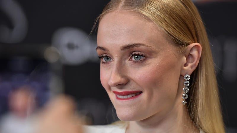 Illustration for article titled Sophie Turner had a downright filthy reaction to Arya's love life and it's pure poetry