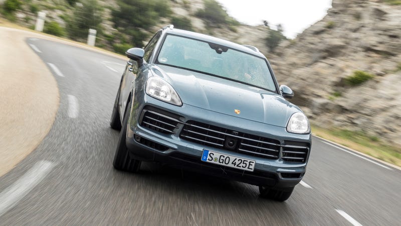 The Upcoming Porsche Cayenne Turbo S E Hybrid Could Make Over 670 Hp A Porsche Cayenne E Hybrid