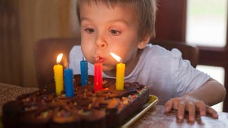 Illustration for article titled Blowing Out Birthday Candles Increases Cake Bacteria by 1,400 Percent