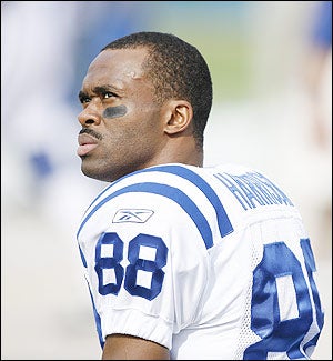 Illustration for article titled Philly Police Confiscate Gun From Marvin Harrison