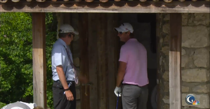 Illustration for article titled Golfer Hits Tee Shot Into A Bathroom, Sends Announcers Into Giggles
