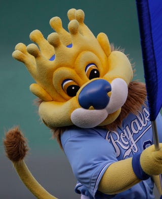 Illustration for article titled The Royals Have Chickenpox