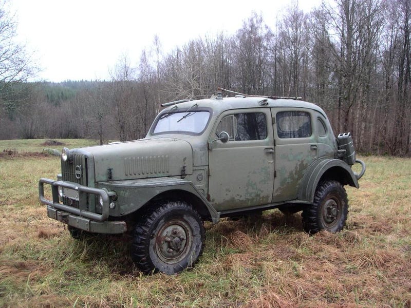1957 Volvo p2104