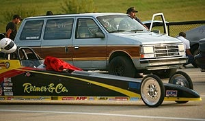 Illustration for article titled All Hail The '89 Turbo Mini-Van!