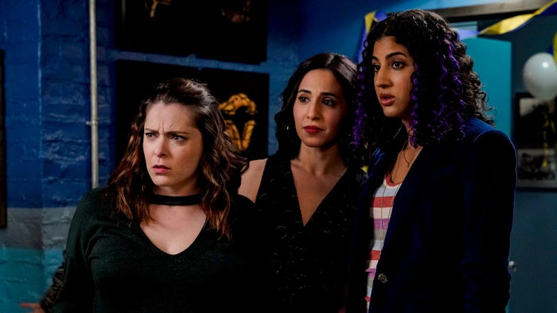 Illustration for article titled Greg is a new man in Crazy Ex-Girlfriend’s fall finale
