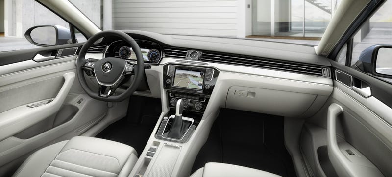 Illustration for article titled Europe's New Volkswagen Passat Is High-Tech Like A Baby Phaeton