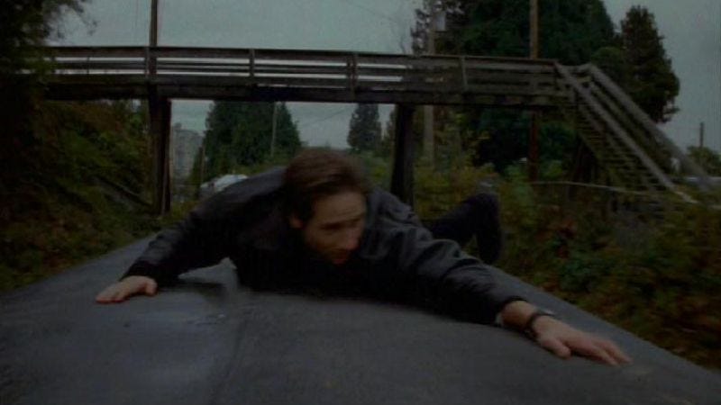 Illustration for article titled The X-Files: "The Walk"/"Oubliette"/"Nisei"