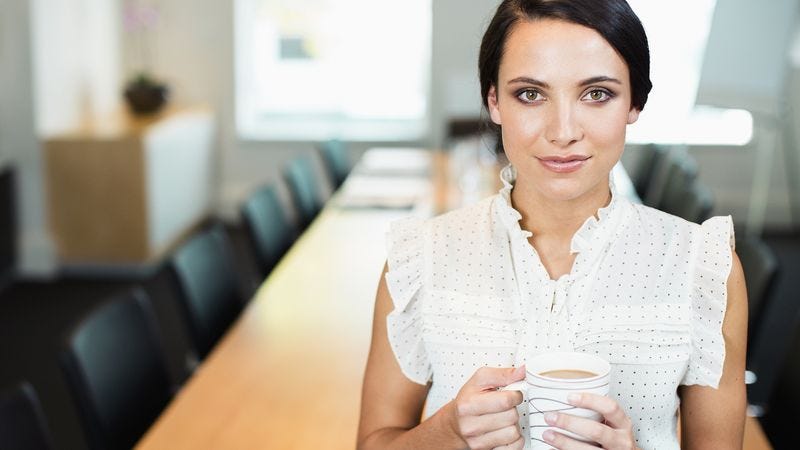 Illustration for article titled Employee Returns From Vacation Refreshed, Ready To Waste Time