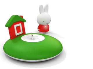 Illustration for article titled MP3-Playing Bunny Uses Most Adorable Dock Possible