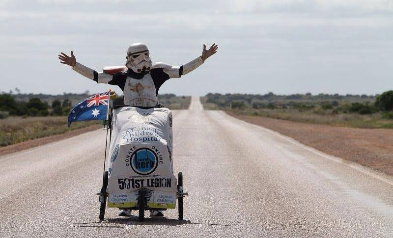 Illustration for article titled Stormtrooper Walking Across Australia (Not Yet Killed By Spiders)