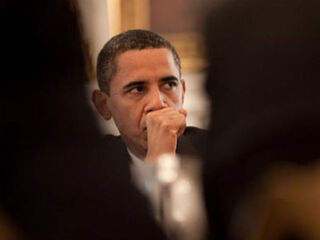 Illustration for article titled Obama Commutes 22-Year Crack-Cocaine Sentence