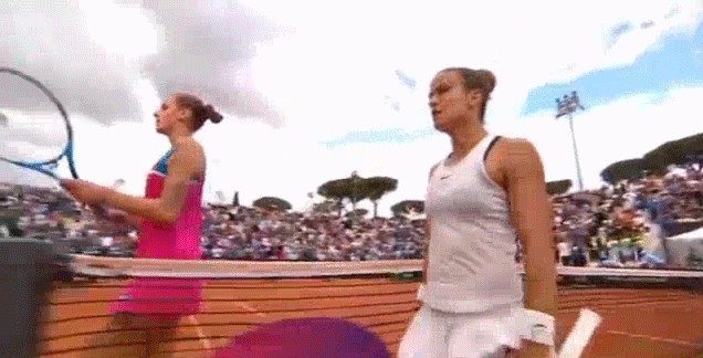 zh7lkak7xpgercloi7yy.gif