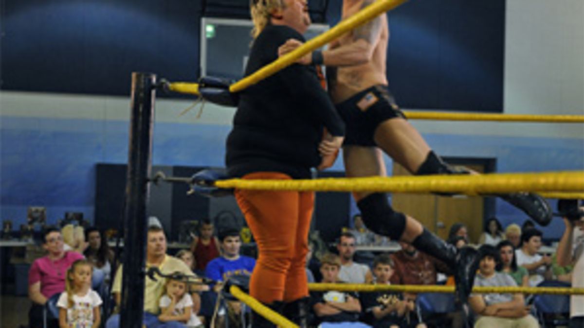 Illustration for article titled Rasslin' Your Way To Happiness